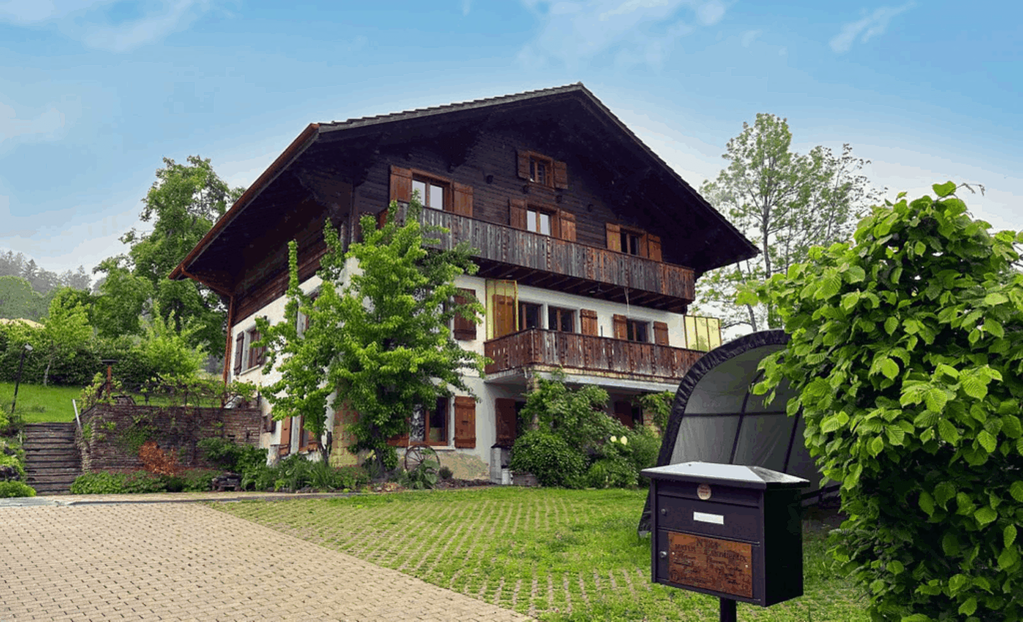 Villa familiale 8.5 pièces à La Chaux-de-Fonds